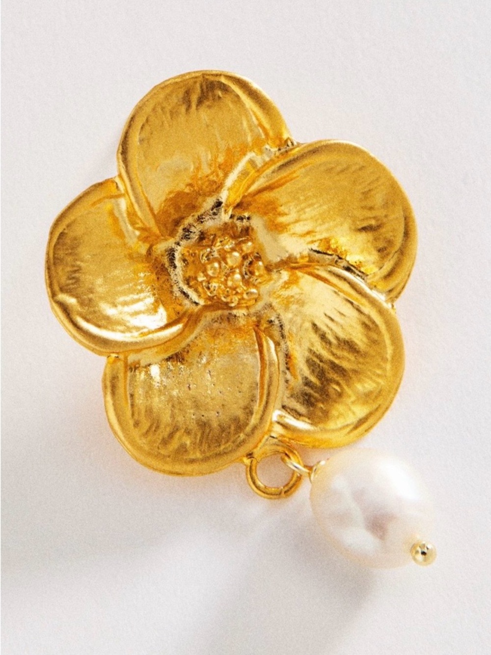 Anthropologie Flower Earrings with Freshwater Pearls by Logan Tay. Brand new! - Picture 2 of 5